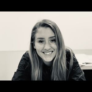 Meet your Posher, Isabella